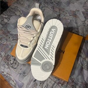 Louis Vuitton Ivory and Light Gray Sneakers